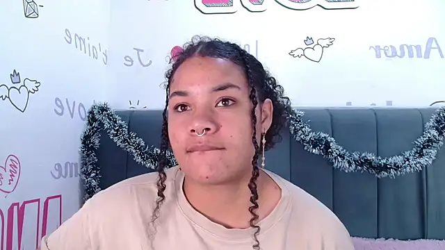 KittyBrookex online show from December 19, 2:41 pm