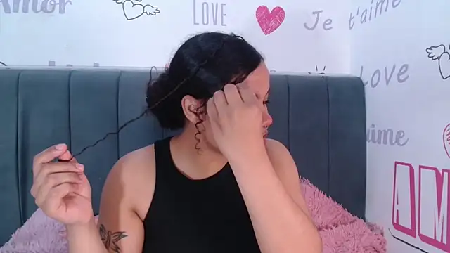 Snapshot of KittyBrookex chatting on November 14, 12:20 pm KittyBrookex online show from November 14, 12:20 pm