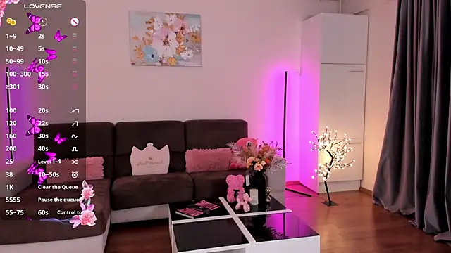 SweetAmeliaaa online show from May 7, 7:17 pm
