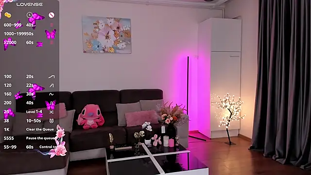 Snapshot of SweetAmeliaaa chatting on June 15, 7:35 pm SweetAmeliaaa online show from June 15, 7:35 pm