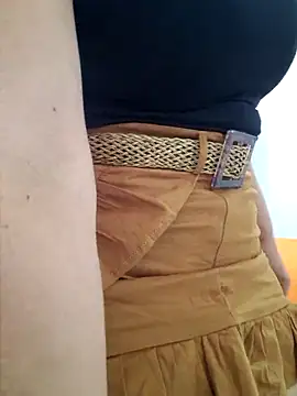 lamorbosa37 online show from March 18, 1:12 pm