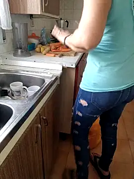 lamorbosa37 online show from September 9, 1:53 pm