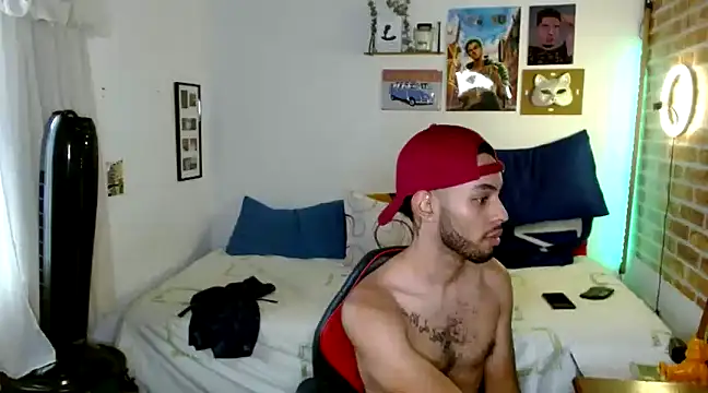 Snapshot of colinbrown chatting on February 11, 8:20 pm colinbrown online show from February 11, 8:20 pm