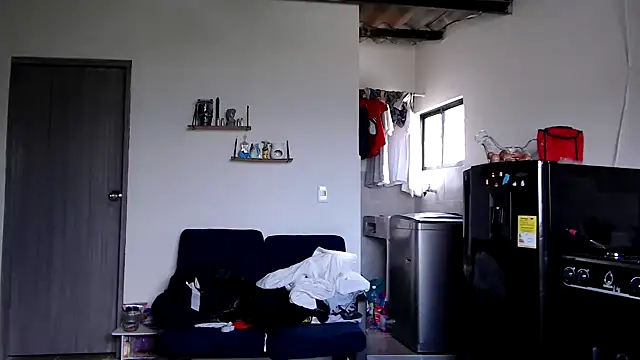 Snapshot of colinbrown chatting on May 9, 2:09 pm colinbrown online show from May 9, 2:09 pm