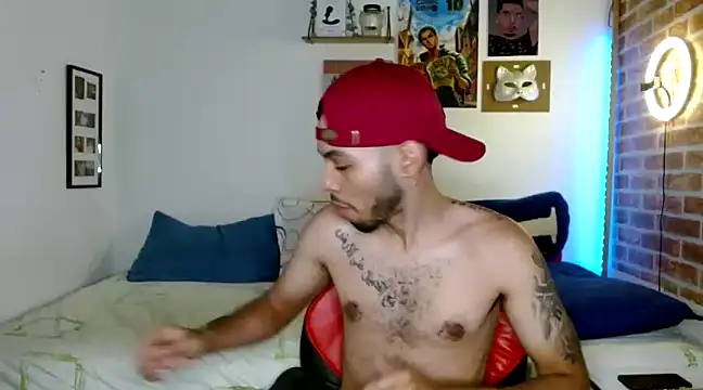 Snapshot of colinbrown chatting on February 11, 5:18 pm colinbrown online show from February 11, 5:18 pm