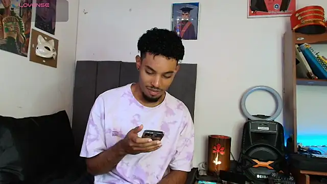 Snapshot of colinbrown chatting on September 9, 4:16 pm colinbrown online show from September 9, 4:16 pm