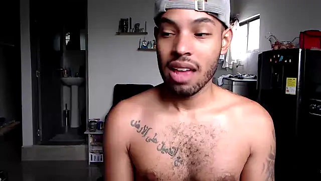 Snapshot of colinbrown chatting on May 8, 12:53 pm colinbrown online show from May 8, 12:53 pm
