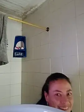 Snapshot of amatista_3012 chatting on November 13, 10:19 am amatista 3012 online show from November 13, 10:19 am