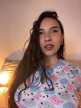 ThaliaRivera  online show from March 18, 5:32 am