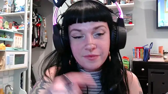 Marcelinegoddess online show from February 20, 5:44 am