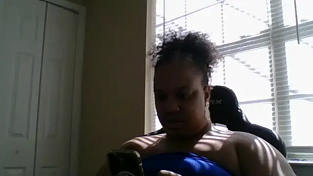 Snapshot of Badgirlbrittt chatting on October 1, 6:34 pm Badgirlbrittt online show from October 1, 6:34 pm