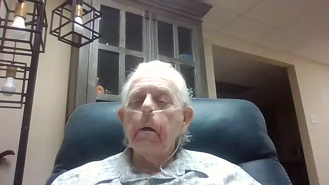 bootlegmanz online show from April 22, 2:35 pm