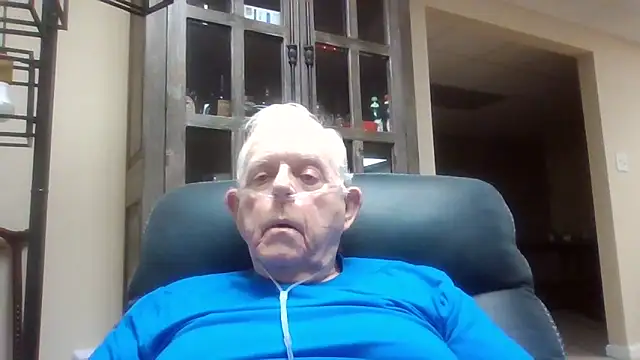 Snapshot of bootlegmanz chatting on November 25, 1:33 pm bootlegmanz online show from November 25, 1:33 pm