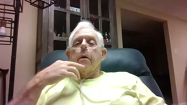 bootlegmanz online show from December 18, 2:54 pm