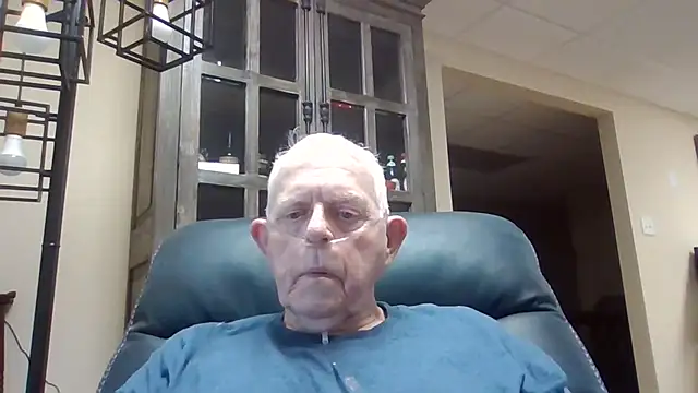 Snapshot of bootlegmanz chatting on September 10, 9:14 pm bootlegmanz online show from September 10, 9:14 pm