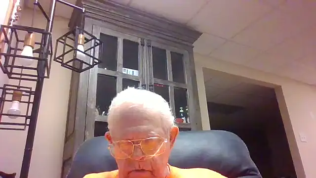 bootlegmanz online show from December 22, 9:26 pm