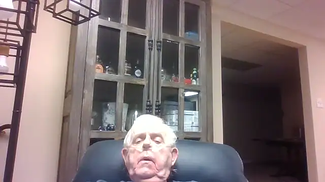 bootlegmanz online show from March 15, 4:36 pm