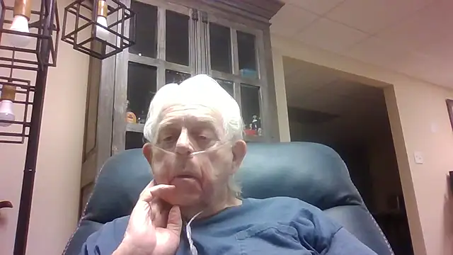 bootlegmanz online show from April 24, 3:47 pm