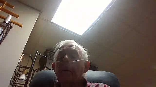 bootlegmanz online show from March 24, 4:40 pm