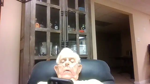 Snapshot of bootlegmanz chatting on May 29, 3:29 pm bootlegmanz online show from May 29, 3:29 pm