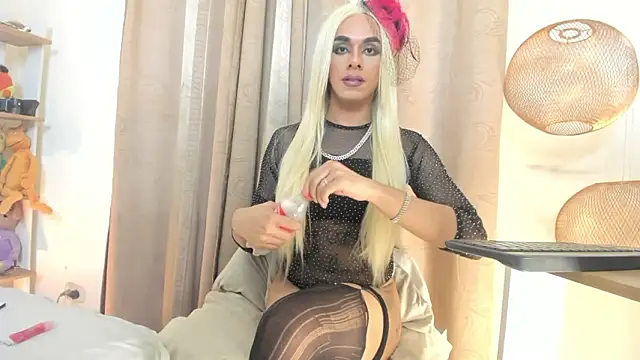 BarbieVenus online show from February 1, 6:39 pm