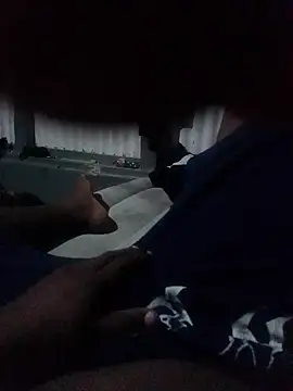 Algenis1232 online show from October 28, 7:18 am