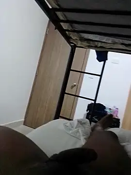 Algenis1232 online show from December 23, 7:18 am