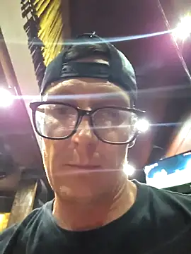 Snapshot of TheSouthernKing chatting on January 10, 8:04 pm TheSouthernKing online show from January 10, 8:04 pm