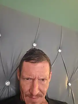 Snapshot of TheSouthernKing chatting on March 3, 5:03 am TheSouthernKing online show from March 3, 5:03 am