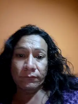 Snapshot of miicheele32 chatting on November 9, 7:34 am miicheele32 online show from November 9, 7:34 am