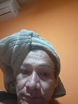 Snapshot of miicheele32 chatting on November 4, 7:45 am miicheele32 online show from November 4, 7:45 am