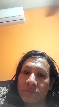 miicheele32 online show from February 19, 9:50 am