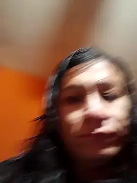 miicheele32 online show from January 13, 5:44 pm