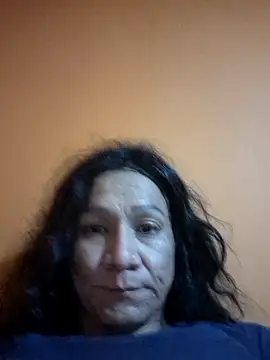 Snapshot of miicheele32 chatting on November 12, 9:24 am miicheele32 online show from November 12, 9:24 am