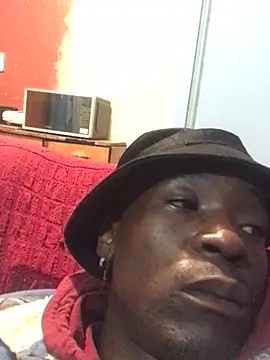 SmallGoodNutts online show from November 4, 7:06 pm