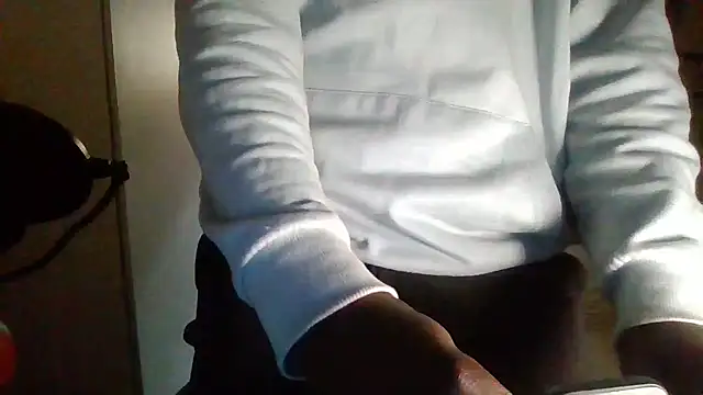 SmallGoodNutts online show from September 21, 8:19 am