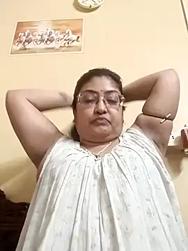 Snapshot of LAVERNIYA_ chatting on January 17, 11:17 am LAVERNIYA  online show from January 17, 11:17 am