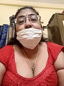 Snapshot of LAVERNIYA_ chatting on January 29, 8:25 pm LAVERNIYA  online show from January 29, 8:25 pm