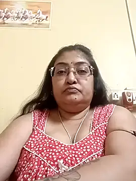 Snapshot of LAVERNIYA_ chatting on February 15, 11:28 am LAVERNIYA  online show from February 15, 11:28 am
