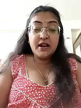 Snapshot of LAVERNIYA_ chatting on September 17, 3:47 pm LAVERNIYA  online show from September 17, 3:47 pm