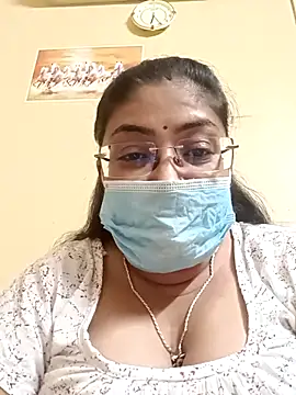 Snapshot of LAVERNIYA_ chatting on March 18, 1:01 pm LAVERNIYA  online show from March 18, 1:01 pm