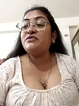 Snapshot of LAVERNIYA_ chatting on September 26, 5:09 pm LAVERNIYA  online show from September 26, 5:09 pm