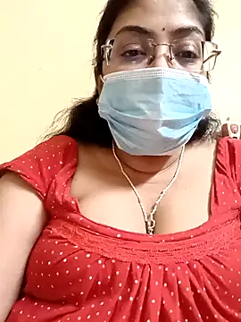 Snapshot of LAVERNIYA_ chatting on January 27, 7:56 pm LAVERNIYA  online show from January 27, 7:56 pm