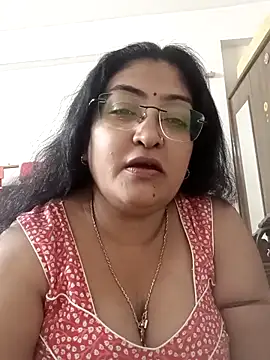 Snapshot of LAVERNIYA_ chatting on September 24, 12:33 pm LAVERNIYA  online show from September 24, 12:33 pm