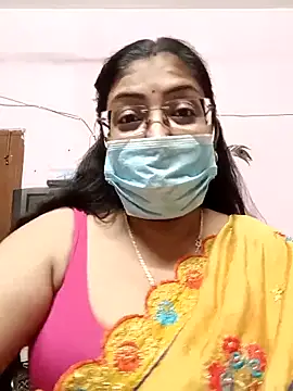 Snapshot of LAVERNIYA_ chatting on March 6, 12:52 pm LAVERNIYA  online show from March 6, 12:52 pm