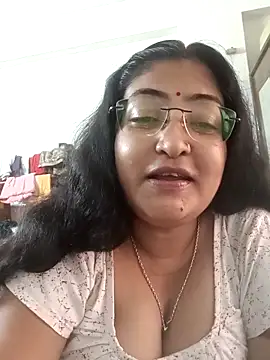 Snapshot of LAVERNIYA_ chatting on October 12, 9:43 am LAVERNIYA  online show from October 12, 9:43 am