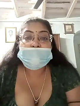 Snapshot of LAVERNIYA_ chatting on February 4, 6:49 pm LAVERNIYA  online show from February 4, 6:49 pm