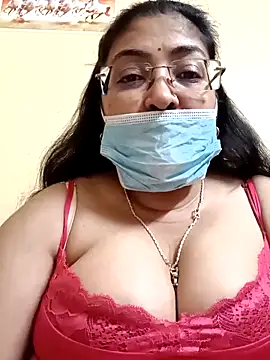 Snapshot of LAVERNIYA_ chatting on February 27, 11:50 am LAVERNIYA  online show from February 27, 11:50 am