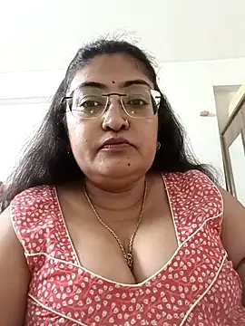 Snapshot of LAVERNIYA_ chatting on September 20, 10:09 am LAVERNIYA  online show from September 20, 10:09 am