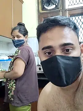 IND COUPLE1 online show from February 22, 8:40 am